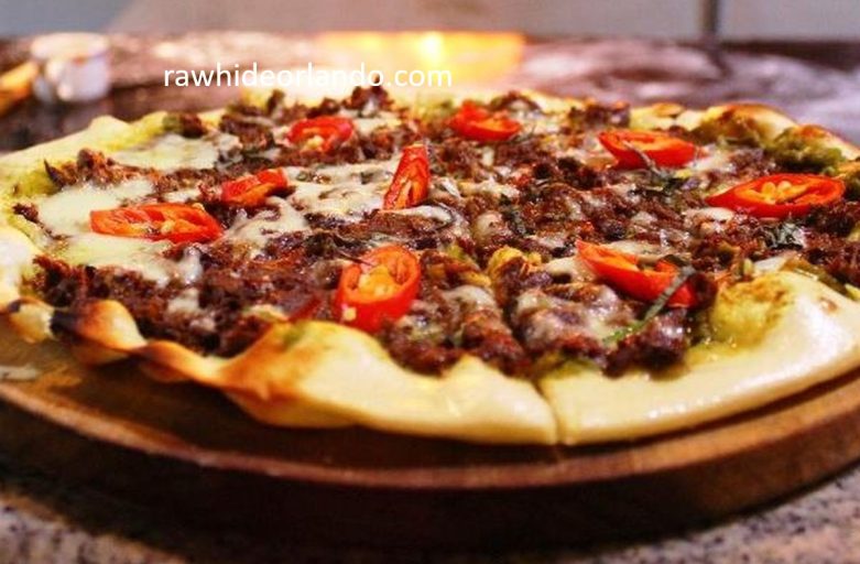 Sushi Sambal dan Pizza Rendang