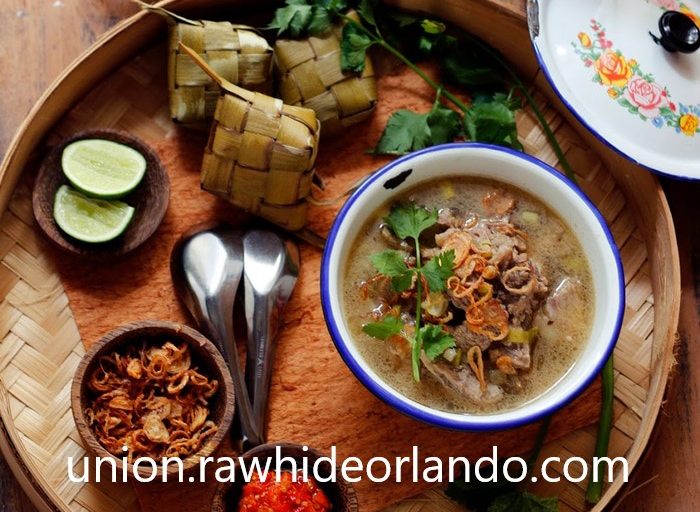 Menyantap Makanan Khas Sulawesi Selatan yang Kaya Rempah